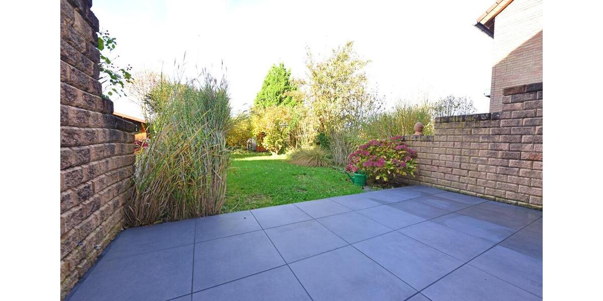 Reihenhaus Hennef (Sieg) - 5 Zimmer, 124 m&sup2;, 1.650&euro; | Angebot:24698246