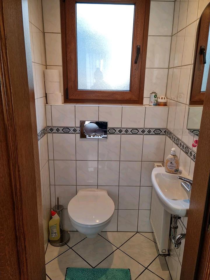 Guten Tag, ich verkaufe ein komplett erneuert Einfamilienhaus.