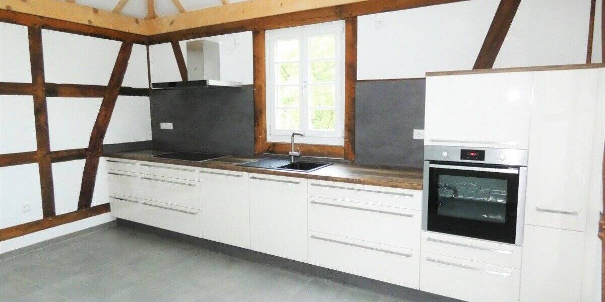 Kernsaniertes Herrenhaus mit traumhaftem Garten in bester Lage von Köln-Dünnwald 6 zimmer