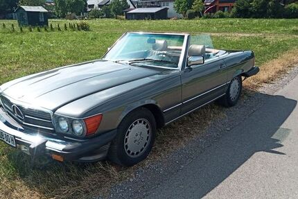 Mercedes SL 560
