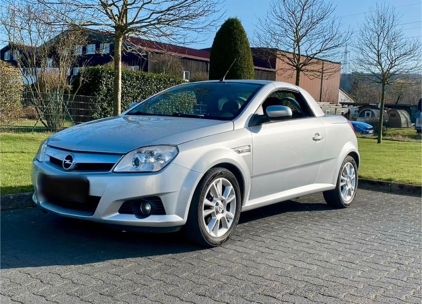Opel Tigra 72.000 km 4.990 &euro; Eitorf 53783