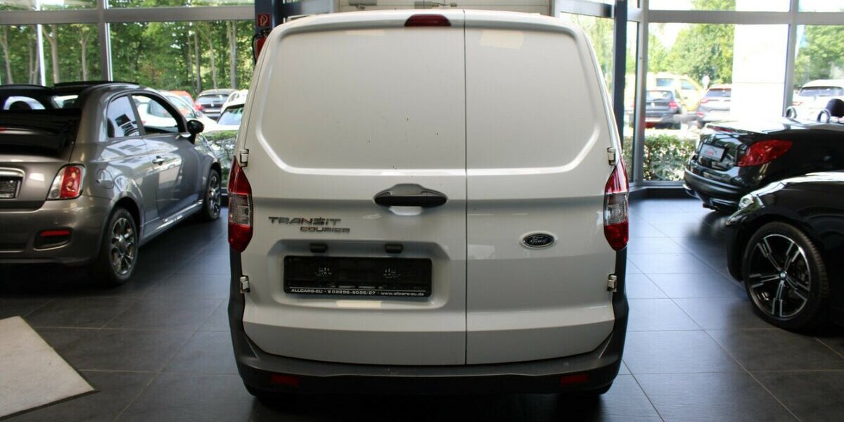 Ford Transit Courier 99.567 km 7.980 &euro; Euskirchen 53881