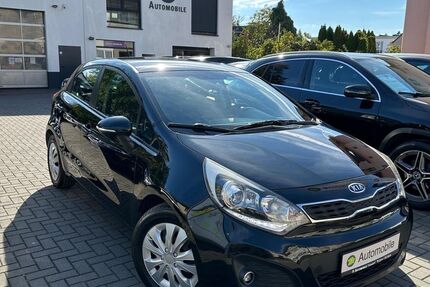 Kia Rio 278.530 km 3.499 € Troisdorf 53840