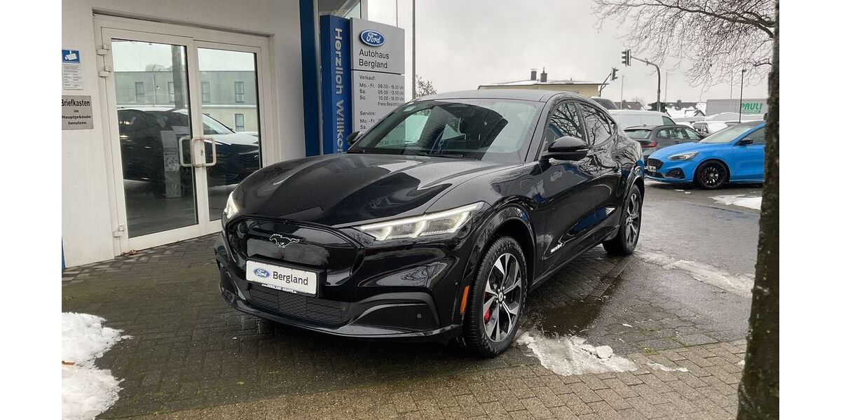 Ford Mustang Mach-E 25.000 km 42.490 &euro; Hennef (Sieg) 53773