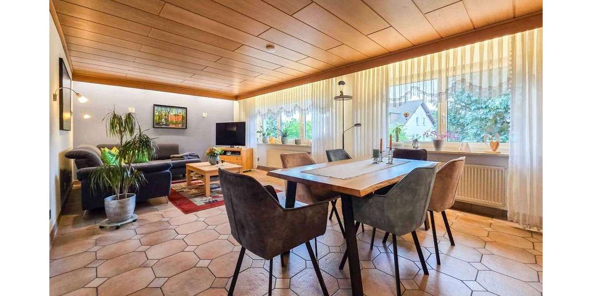 Haus zum Kaufen in Troisdorf 449.000 € 204.17 m² 8 zimmer