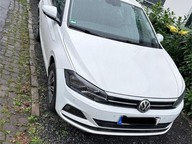 VW Polo 56.400 km 15.990 € Siegburg 53721