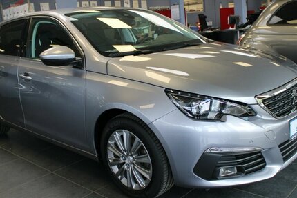 Peugeot 308 BlueHDi FAP 130 Allure Pack 57.711 km 13.980 &euro; Euskirchen 53881