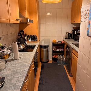 LICHTDURCHFLUTETES ZUHAUSE MIT BALKON + WEITBLICK - Etagenwohnung Köln Rodenkirchen | Angebot:26543846
