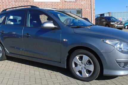 Hyundai i30 172.825 km 2.998 € Rheinbach 53359