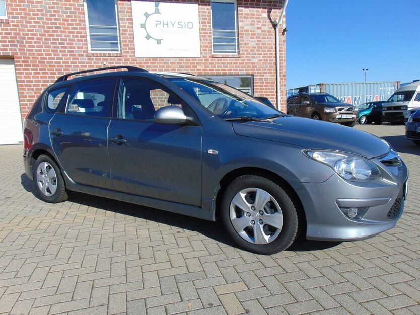 Hyundai i30 172.825 km 2.998 € Rheinbach 53359