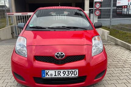 Toyota Yaris 157.500 km 2.200 &euro; Köln 51109