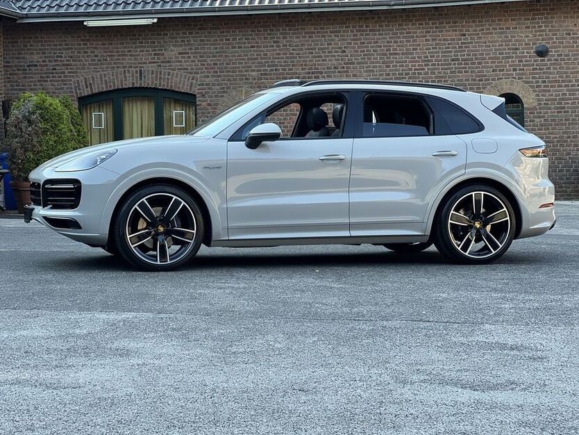 Cayenne