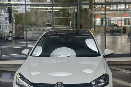 VW Golf 125.000 km 17.550 &euro; Bornheim 53332