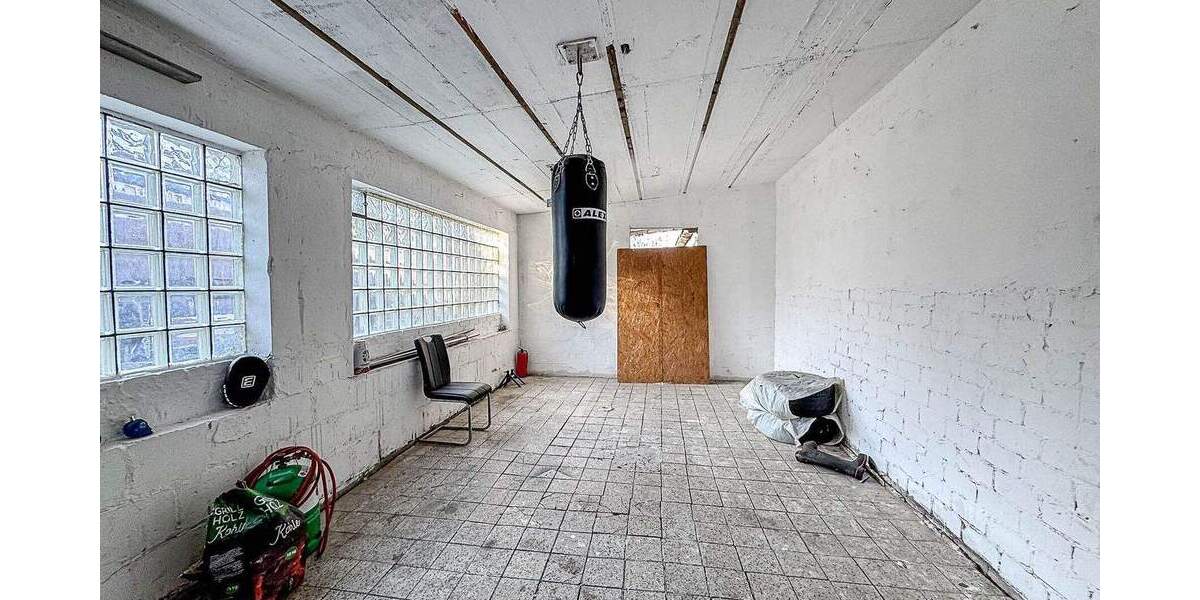 Mehrfamilienhaus, Wohnhaus Brühl Vochem - 6 Zimmer, 475.000&euro; | Angebot:25709865