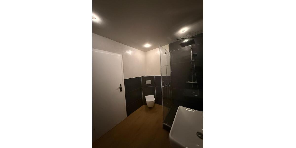 Dachgeschoßwohnung Bonn Bad Godesberg - 4.5 Zimmer, 98 m&sup2;, 1.900&euro; | Angebot:24678768