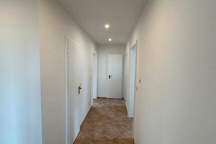 Wohnung Wachtberg - 4 Zimmer, 105 m&sup2;, 1.400&euro; | Angebot:24327650