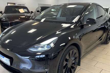 Tesla Model Y 10.566 km 37.000 &euro; Bonn 53227