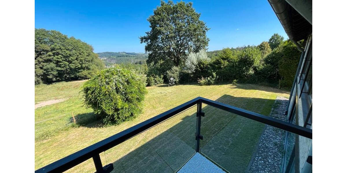 Einfamilienhaus Overath - 7 Zimmer, 349 m&sup2;, 1.300.000&euro; | Angebot:27217224