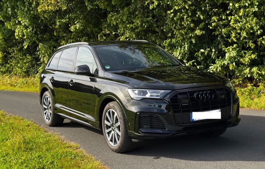 Audi Q7 29.000 km 61.900 € Much 53804