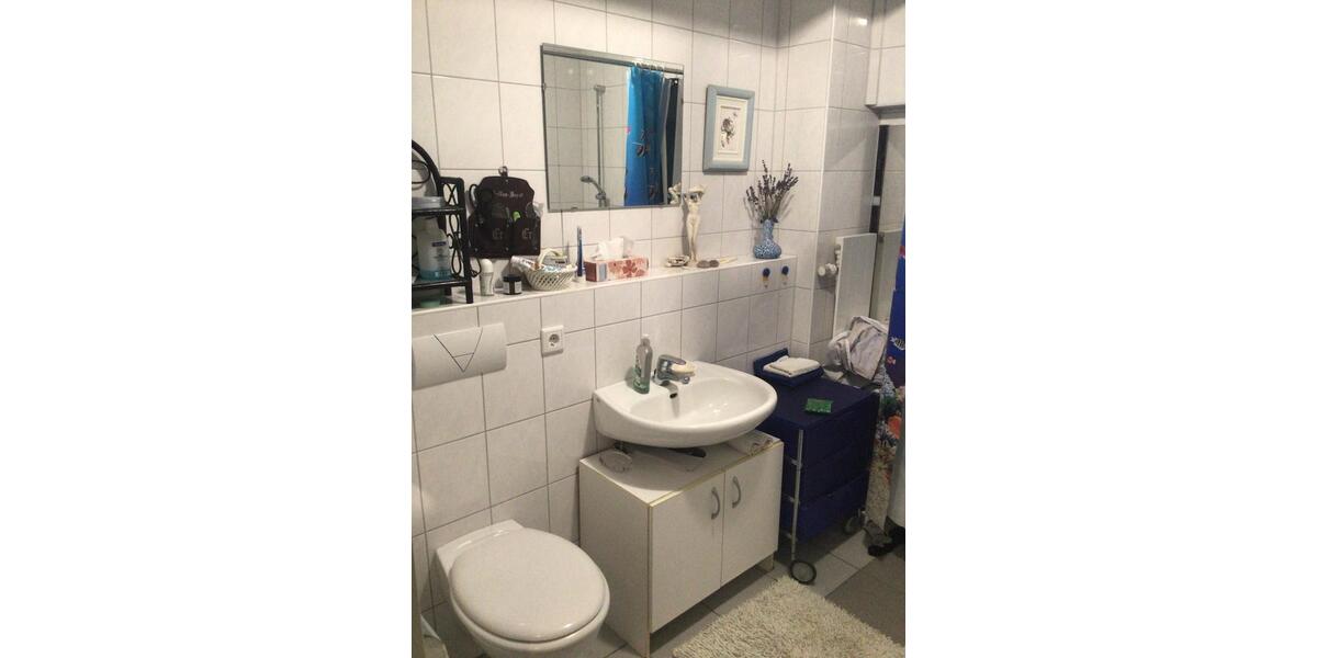 Etagenwohnung Bergisch Gladbach - 1 Zimmer, 43 m&sup2;, 550&euro; | Angebot:25893280