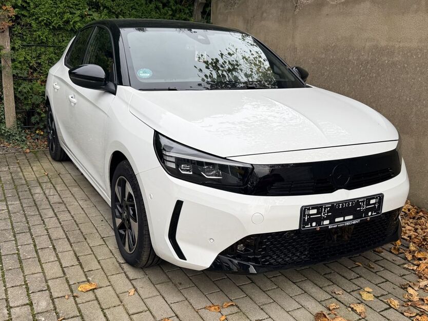 Opel Corsa 3.158 km 23.940 € Hennef 53773