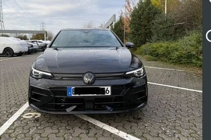 VW Golf 11.400 km 46.889 &euro; Erftstadt 50374
