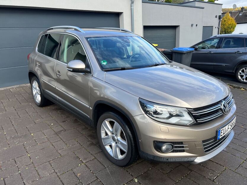 VW Tiguan 97.000 km 11.900 € Bad Breisig 53498
