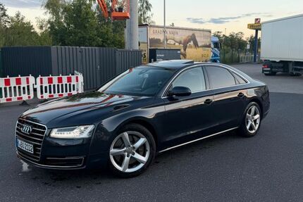 Audi A8 320.000 km 15.250 &euro; Köln 51145