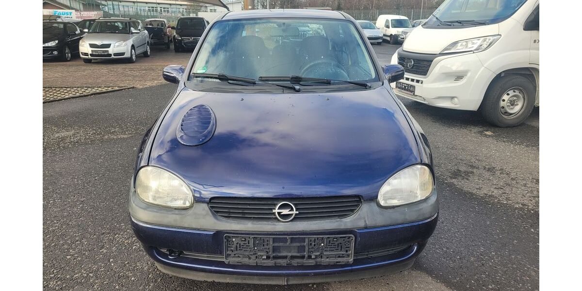 Opel Corsa 161.423 km 1.890 &euro; Vettelschoss 53560