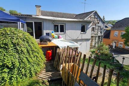 ***TOP-Lage in Wachtberg-Pech***Vielseitig bebauberes grosses Grundstück mit alten Haus*** zimmer