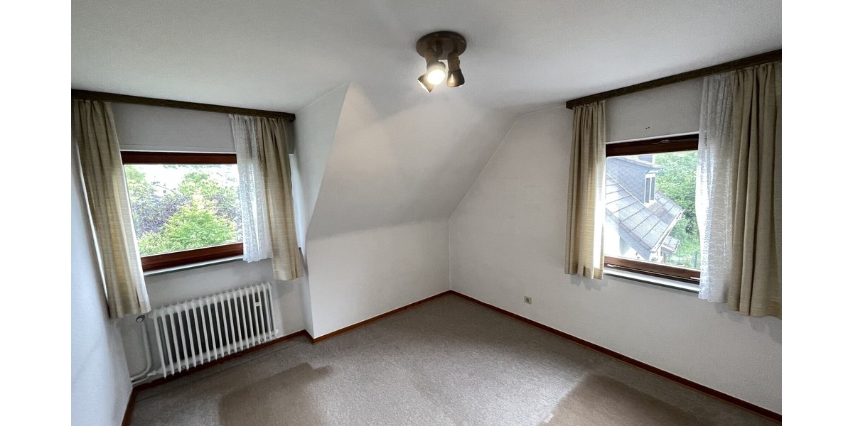Einfamilienhaus mit großem Garten - Einfamilienhaus Königswinter / Thomasberg Thomasberg | Angebot:27225342