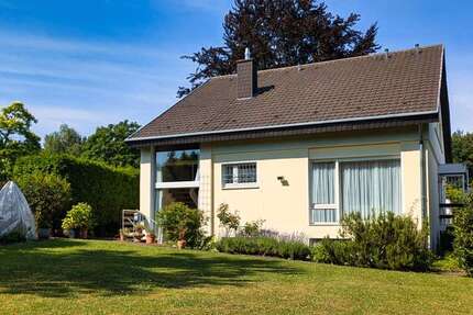 Haus zum Kaufen in Bonn 789.000 € 200 m² 7 zimmer