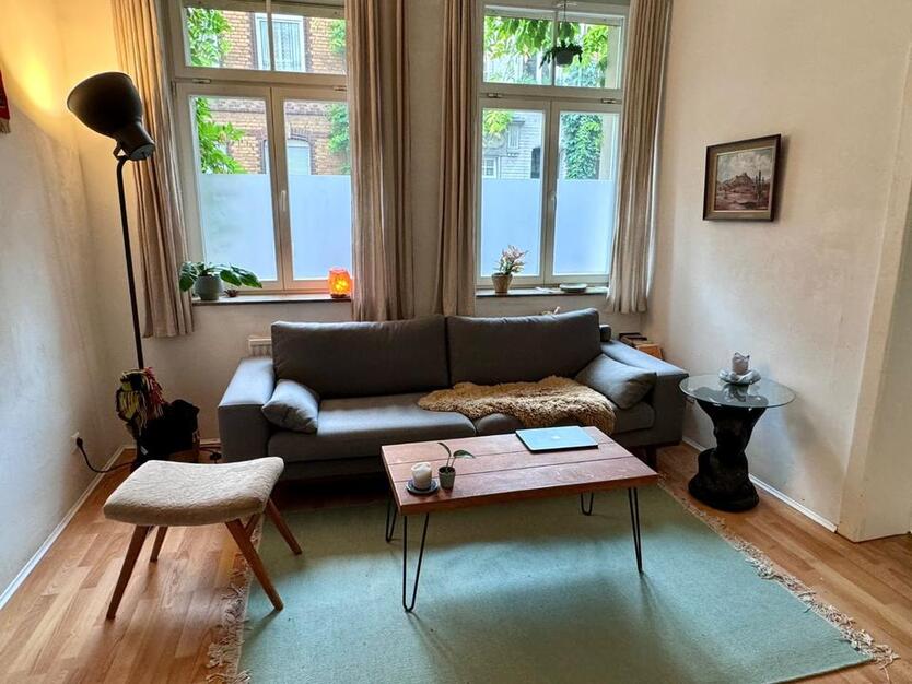 2-Zimmer Wohnung in Nippes zur Zwischenmiete 20.12.-20.01. zimmer