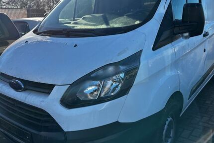 Ford Transit Custom 156.437 km 7.999 &euro; Köln 51145
