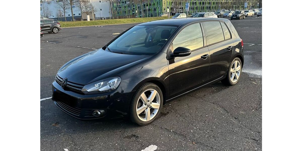 VW Golf 163.073 km 8.900 &euro; Sankt Augustin 53757