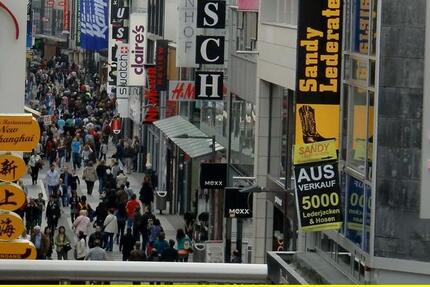 Laden oder Büro in der SÜDSTADT in Mainzer Str. 54 - bisher KITA zimmer