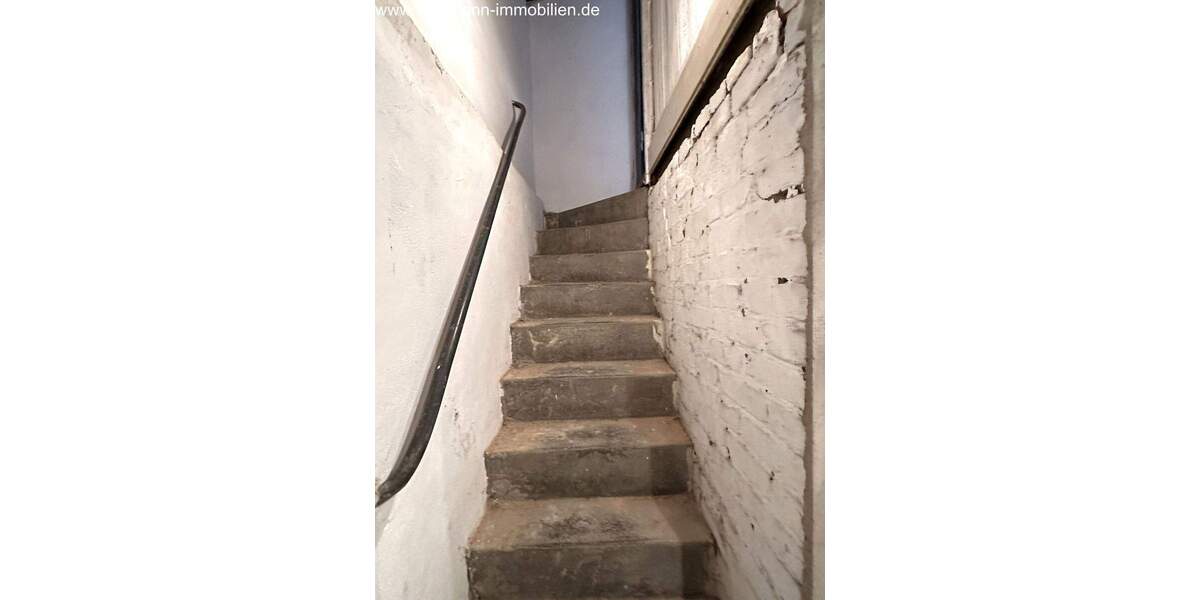 Mehrfamilienhaus, Wohnhaus Hürth Gleuel - 9 Zimmer, 218 m&sup2;, 550.000&euro; | Angebot:24056737