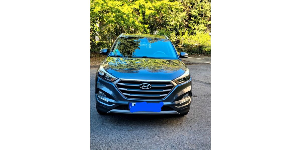 Hyundai TUCSON 96.000 km 13.500 &euro; köln 50999