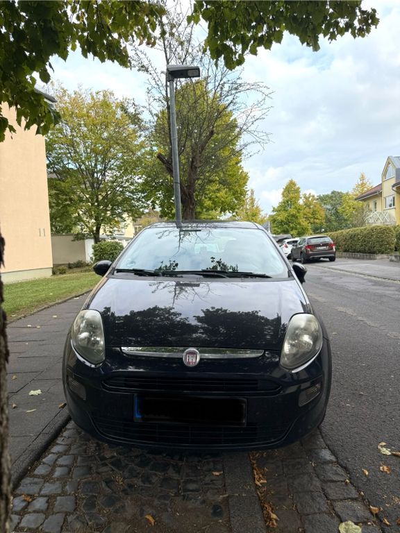 Fiat Punto 166.000 km 2.999 € Neustadt 53577