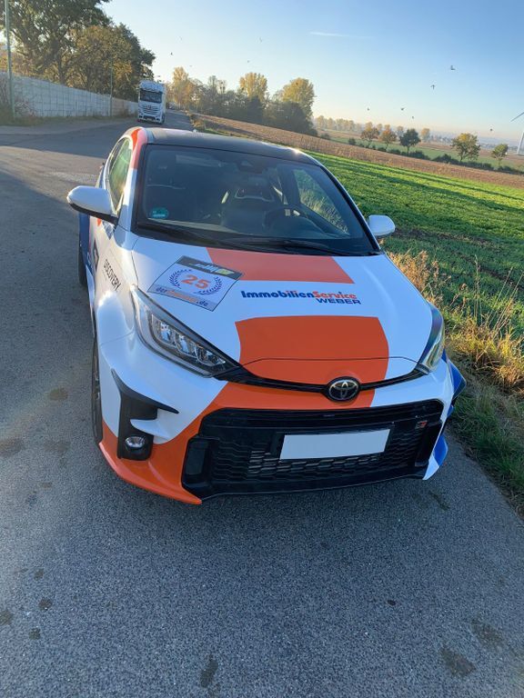 Toyota Yaris 30.000 km 29.900 € Nörvenich 52388
