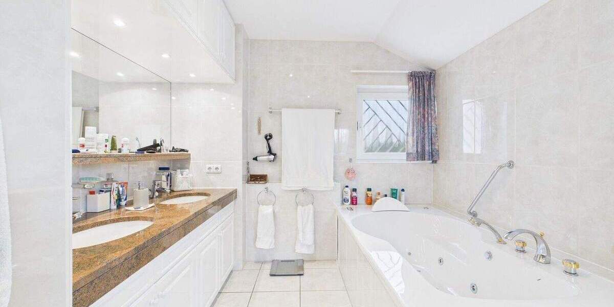 Einfamilienhaus Erftstadt Bliesheim - 5 Zimmer, 173 m&sup2;, 577.000&euro; | Angebot:24357392