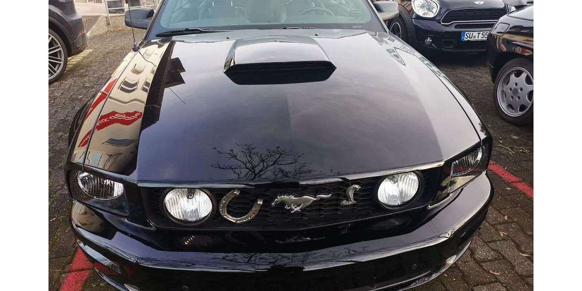 Ford Mustang 99.800 km 17.900 &euro; Sankt Augustin 53757