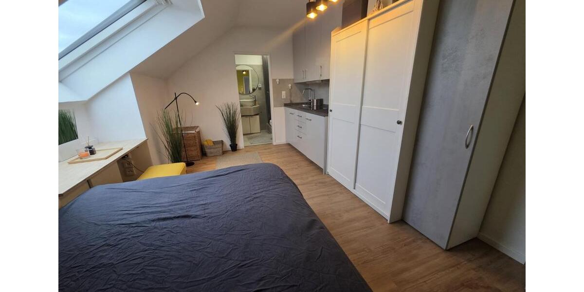 Dachgeschoßwohnung Frechen - 2 Zimmer, 39 m&sup2;, 160.000&euro; | Angebot:25872404