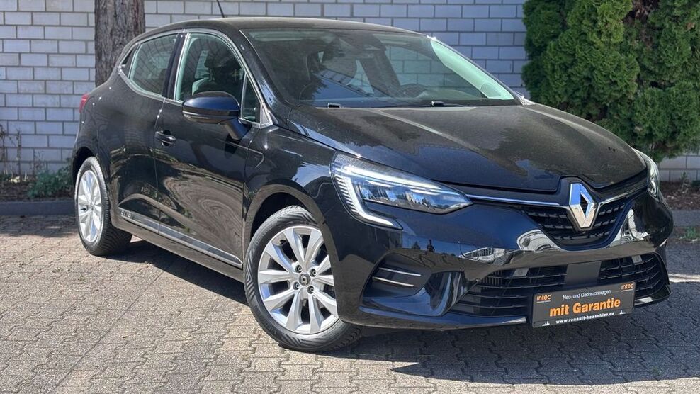 Renault Clio 30.000 km 13.990 € Köln 50859