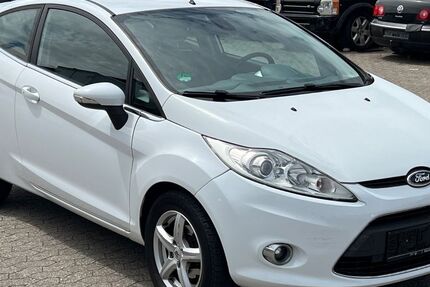 Ford Fiesta 266.580 km 2.450 &euro; Bornheim 53332