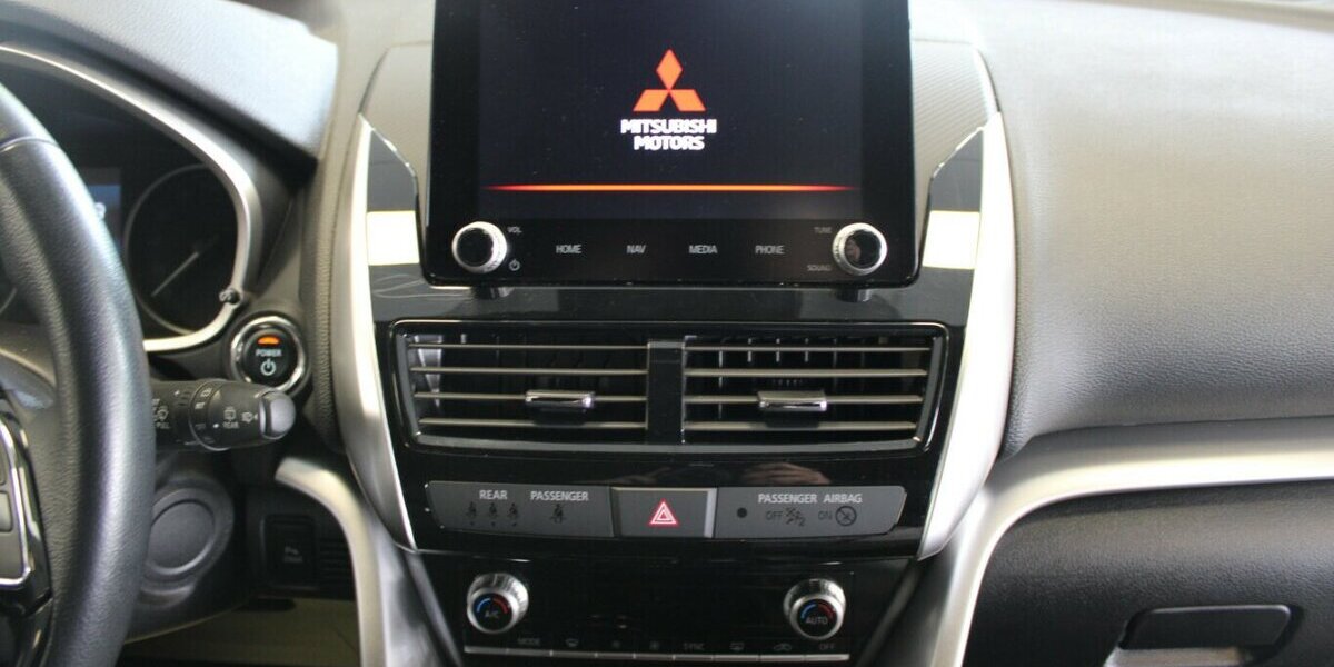 Mitsubishi Eclipse Cross Plug-in Hybrid 4WD Plus 85.459 km 18.480 &euro; Euskirchen 53881
