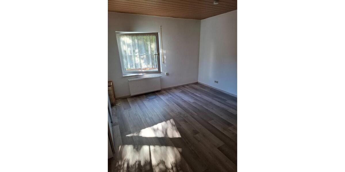 Etagenwohnung Eitorf - 3 Zimmer, 65 m&sup2;, 750&euro; | Angebot:25454174