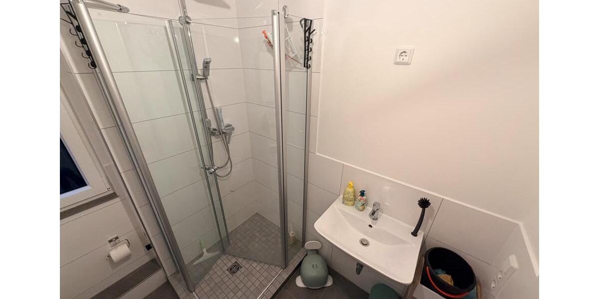 Dachgeschoßwohnung Overath - 2 Zimmer, 54 m&sup2;, 676&euro; | Angebot:25810555