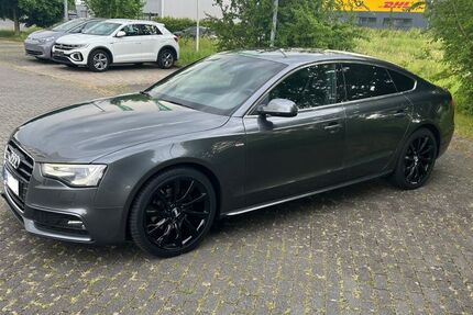 Audi A5 216.000 km 12.500 &euro; Bonn 53123