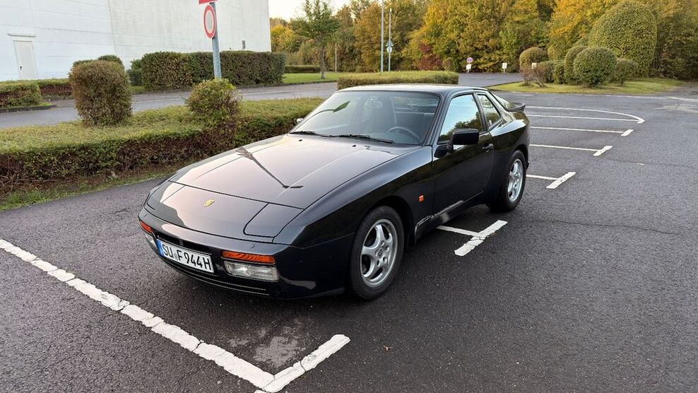 Porsche 944 165.800 km 22.999 € Troisdorf 53842